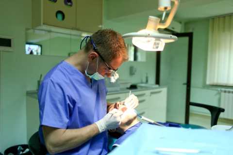 Servicii stomatologice de endodonție