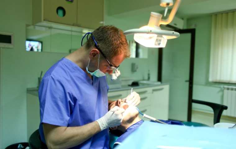 Servicii stomatologice de endodonție