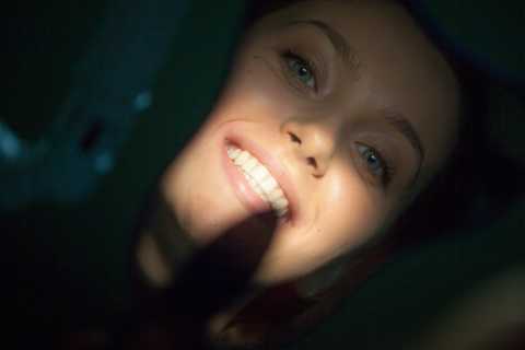 Albirea profesională a dinților (gutieră + pastă)