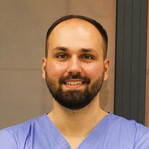 Victor Burloiu, Medic stomatolog, Chirurgie maxilo-facială, Implantologie