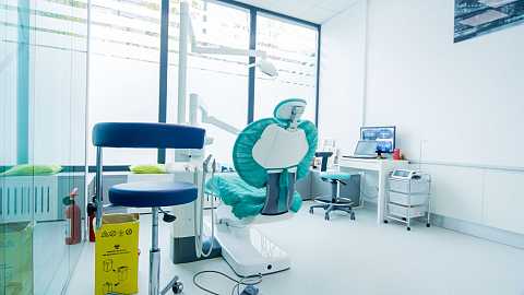 Obiceiuri vicioase ce pot afecta forma arcadelor dentare
